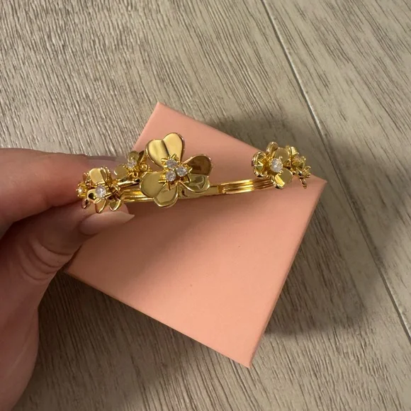 frivole 7 flowers gold bracelet - Picture 4 of 8